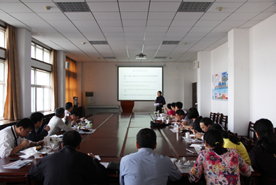bat365官网第一期“学术午餐会”顺利举行