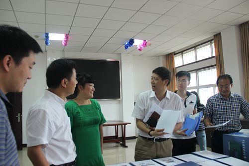 校党委副书记王文贵一行赴bat365官网调研基层党建工作