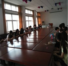 bat365官网举行研究生暑期安全动员会